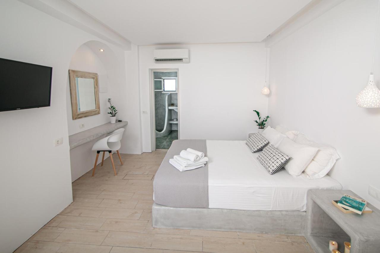 Sensia Luxury Studio With Hot Tub Oía Dış mekan fotoğraf
