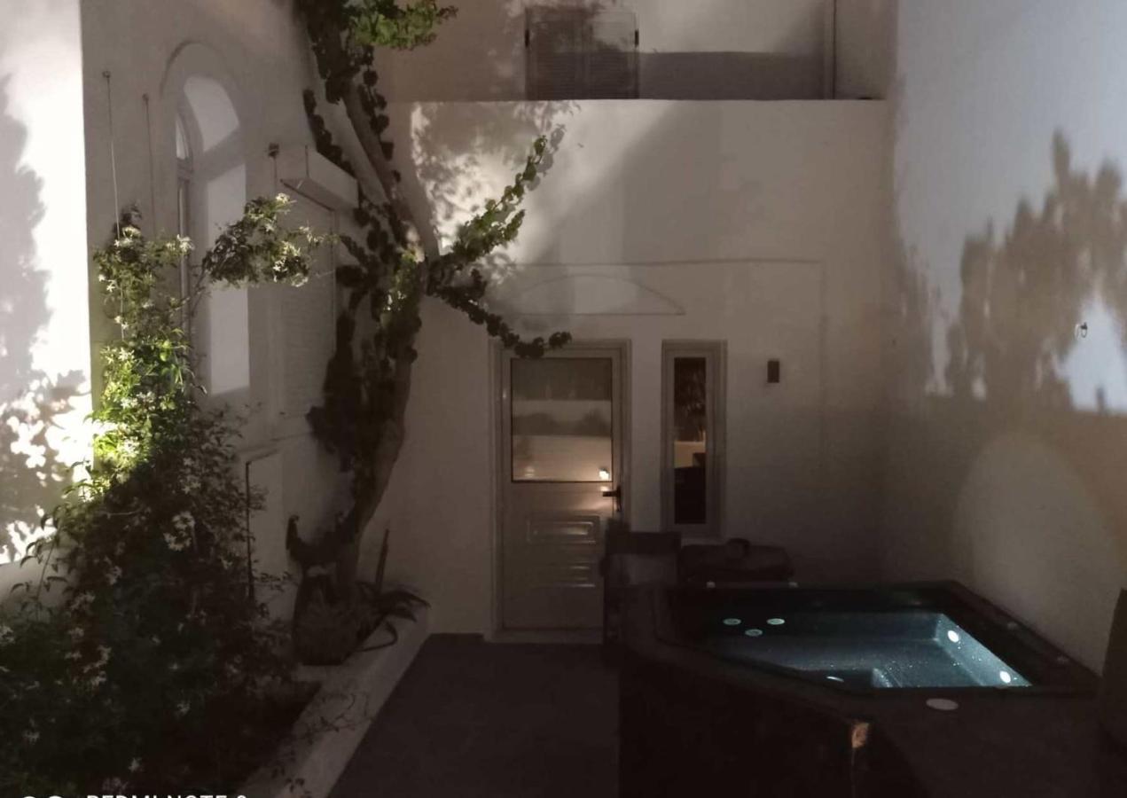 Sensia Luxury Studio With Hot Tub Oía Dış mekan fotoğraf